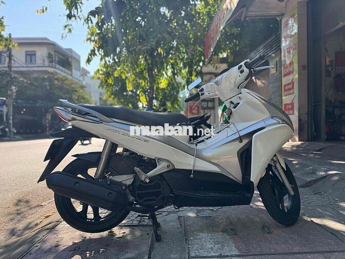Honda Air Blade Thể thao Trắng đẹp như mới
