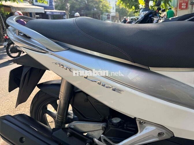 Honda Air Blade Thể thao Trắng đẹp như mới