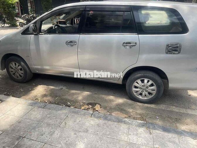 Toyota Innova 2009 G 20000 km Bạc
