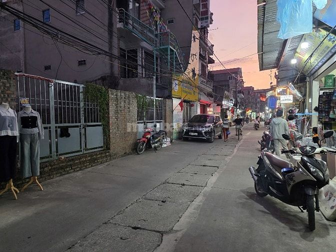 Cho thuê đất làm nhà xưởng, siêu thị, cửa hàng