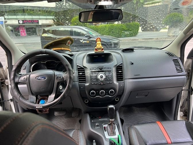 TP.HCM. Cần bán FORD RANGER 3.2 WILDTRAK 2014 nhập Thái. 