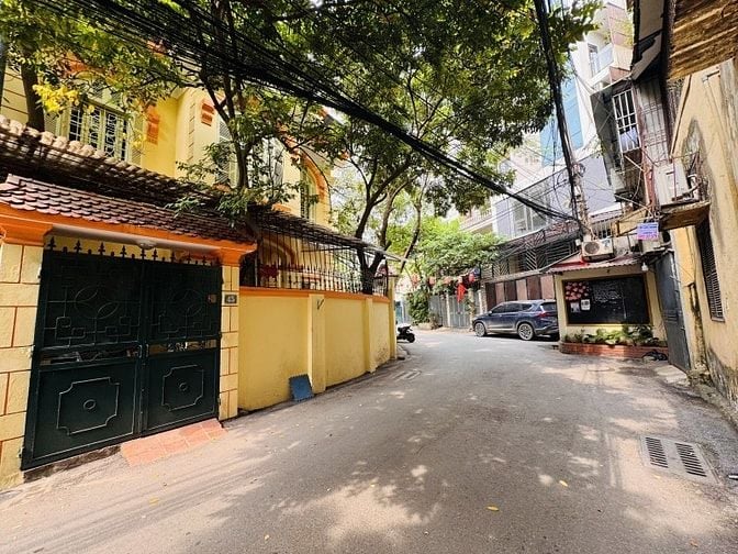 Phố Ngọc Khánh Ba Đình – Ô TÔ Tránh – 146 M2 – 3 T– MT 14 M – Giá 42.3