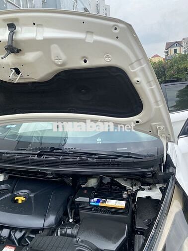 KIA RONDO 2015 Trắng 95.000 km