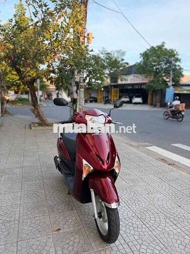 Honda Lead 2011 màu Đỏ