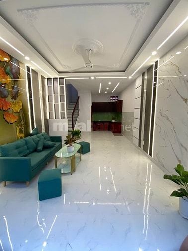 BÁN NHÀ GẦN HÓC MÔN ĐƯỜNG XE HƠI SÁT CHỢ - GIÁ CHỐT 8XX TRẢ TRƯỚC 700