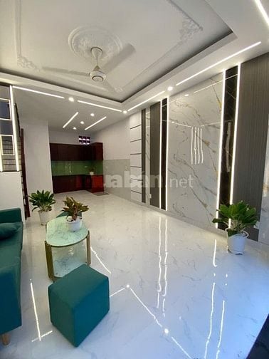 BÁN NHÀ GẦN HÓC MÔN ĐƯỜNG XE HƠI SÁT CHỢ - GIÁ CHỐT 8XX TRẢ TRƯỚC 700