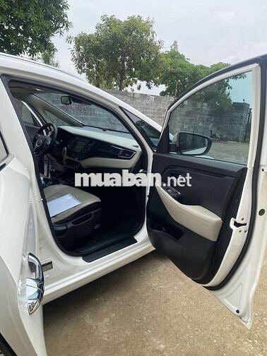 KIA RONDO 2015 Trắng 95.000 km