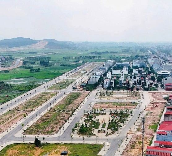 Khu đô thị Đồng Cửa 2 em bán lô khe thoáng siêu đẹp