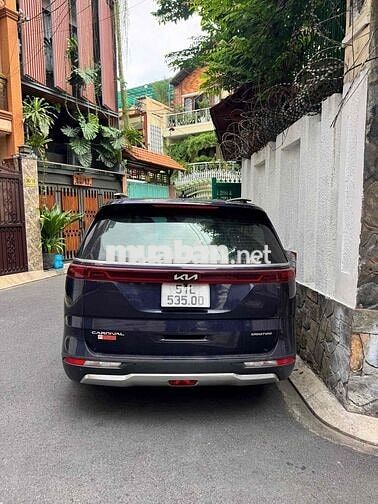 Kia Carnival 2022 Signature Xanh 80000km