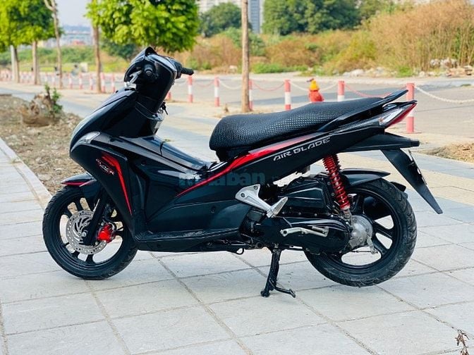 Honda AIR BLADE 110Fi BIỂN HN CHÍNH CHỦ ĐỜI CHÓT