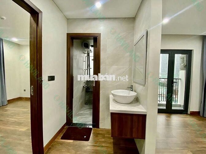 VĂN PHÒNG NGAY TRUNG TÂM THÀNH PHỐ GẦN CẦU RỒNG 