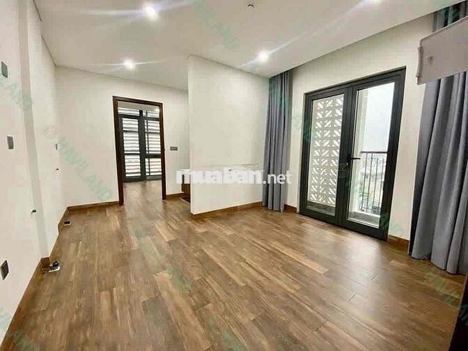 Văn Phòng Ngay Đường Lê Lợi - Gần Đống Đa - Lý Tự Trọng