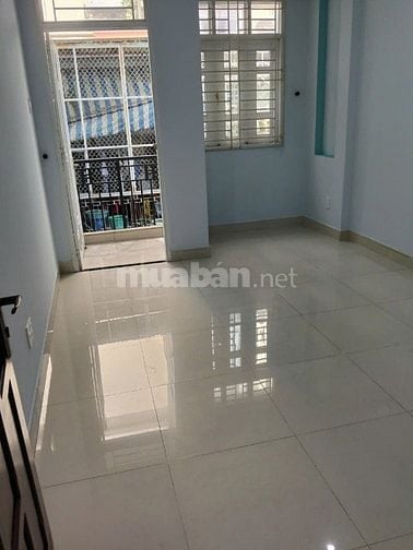 CHÍNH CHỦ BÁN NHÀ NGAY NGÃ TƯ NGÔ QUYỀN VÀ 3 THÁNG 2, QUẬN 10 CŨ