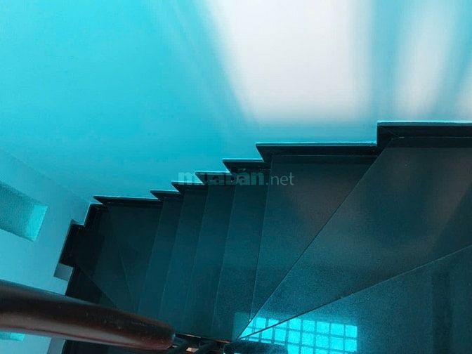 CHÍNH CHỦ BÁN NHÀ NGAY NGÃ TƯ NGÔ QUYỀN VÀ 3 THÁNG 2, QUẬN 10 CŨ