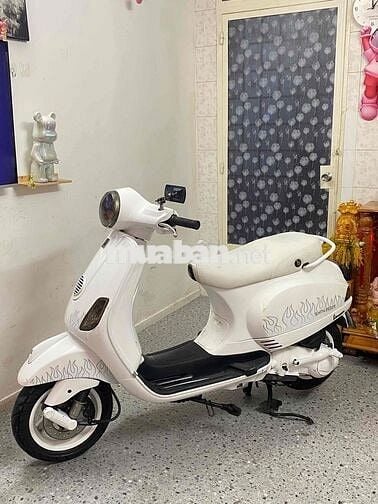 Piaggio Vespa Trắng Đã sử dụng