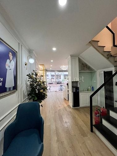 Bán nhà phố Hoàng Cầu, Đống Đa 68m, 8 tầng, mt 4.5m. Giá: 39.9 tỷ