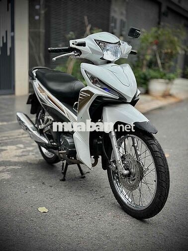 Honda Wave RSX 110 Fi 2016 Trắng