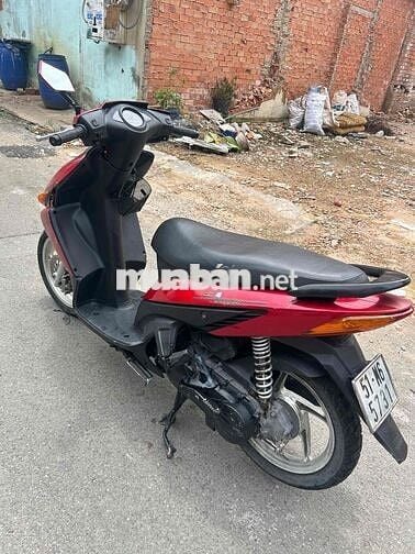 Honda Click đời đầu nhập thái. máy siêu êm ngon