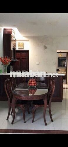 CHO THUÊ NHÀ MẶT TIỀN HOÀNG SA – VỊ TRÍ ĐẸP, CÓ HẦM & SÂN ĐẬU XE