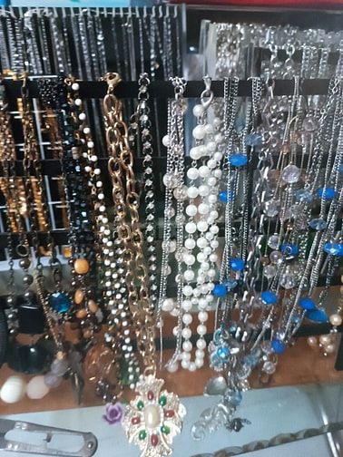 Trang sức các loại vòng nhẩn dây chuyền và lắc tay