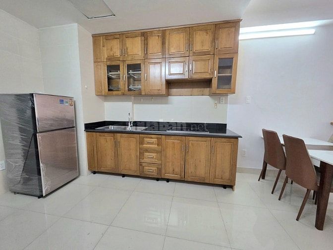 Chung cư A2, Vũ Huy Tấn căn hộ 73m2, 2p ngủ, giá 11tr/tháng