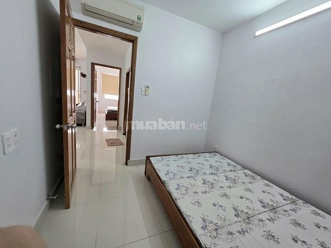 Chung cư A2, Vũ Huy Tấn căn hộ 73m2, 2p ngủ, giá 11tr/tháng