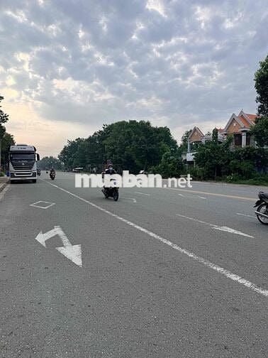 Bán lô NA2 cổng chính khu đô thị Mỹ Phước 4, cổng Đại học Thủ Dầu 1