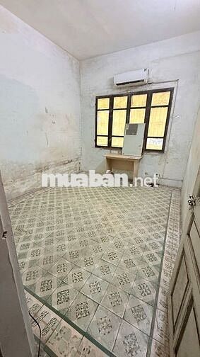 Cho thuê nhà ngõ 243 Minh Khai, 60m2 - 5 ngủ - giá 12 triệu.