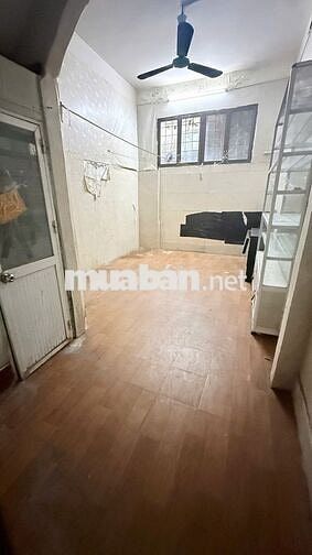 Cho thuê nhà ngõ 243 Minh Khai, 60m2 - 5 ngủ - giá 12 triệu.