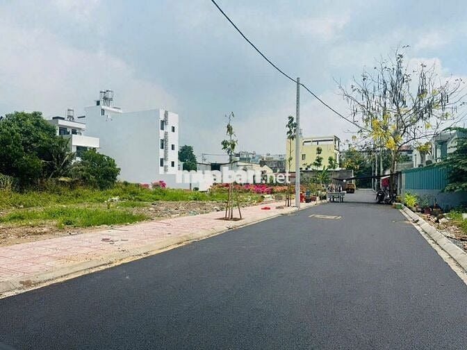 Bán gấp Đất hẻm 154 Vườn Lài cách sông Vàm Thuật 10 ngày công chứng