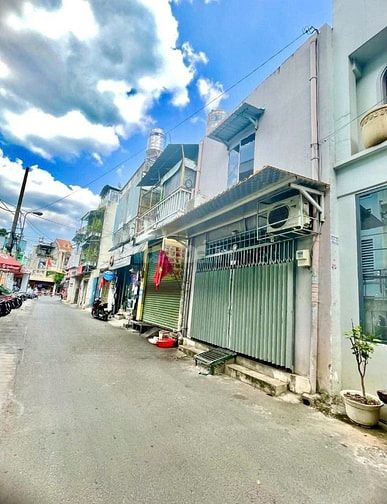 NHÀ CHÍNH CHỦ- CĂN GÓC 3 TẦNG-118m2- HXH 1 TRỤC- QUANG TRUNG- GV- 9,x