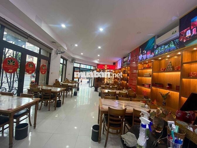*** NHÂN VIÊN PHỤC VỤ