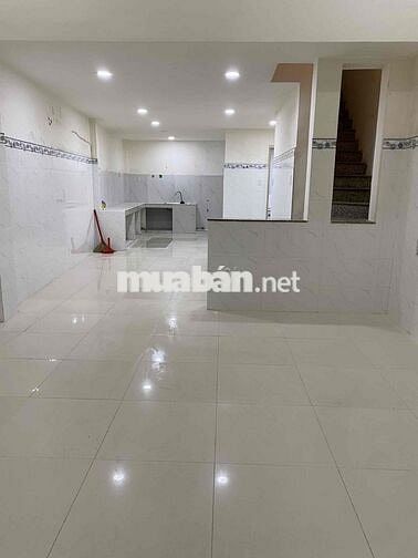 nhà nguyên căn 2 tầng hẻm 116 Thiên Phước, cách ĐH Bách Khoa 700m