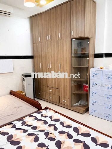 Cho thuê nhà đường độc lập hẻm 8 m thông khu công viên chung cư  