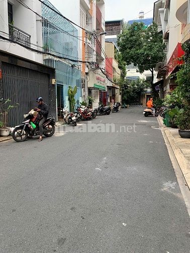 nhà đường 8m Nguyễn Minh hoàng p12, TB, 5X17 trệt 2 lầu 4 phòng