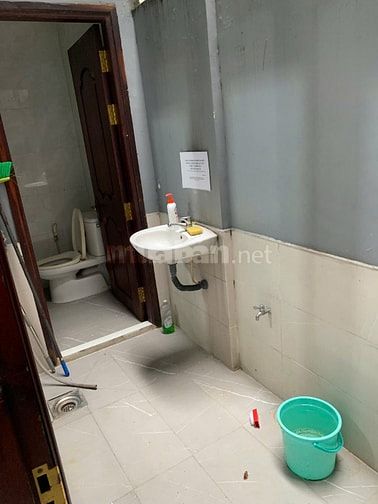 nhà đường 8m Nguyễn Minh hoàng p12, TB, 5X17 trệt 2 lầu 4 phòng