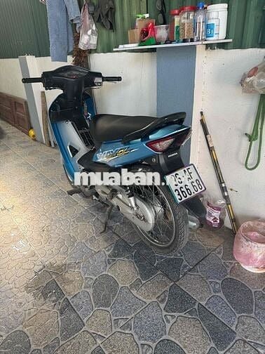 Honda Wave 100 màu Xanh