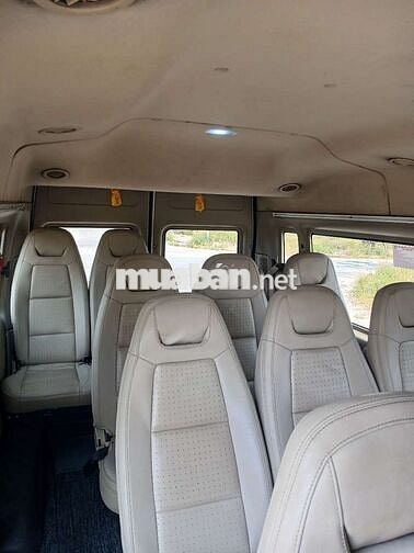 Ford Transit 2018 16 chỗ Trắng