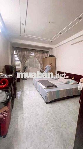 Cư xá Nguyên Hồng- Nhà 4 Tầng 72m2- đường 8m rộng rãi