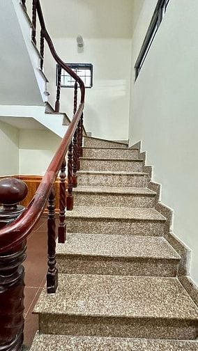 Bán nhà 4 tầng sổ hồng riêng mặt tiền Trịnh Đình Trọng