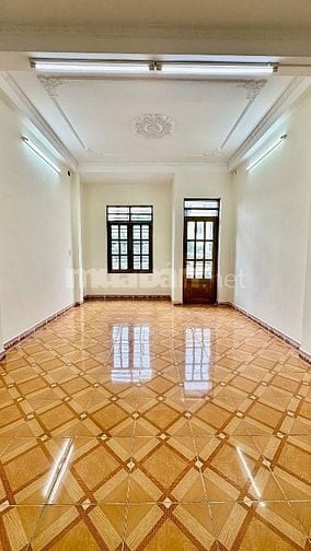 Bán nhà 4 tầng sổ hồng riêng mặt tiền Trịnh Đình Trọng