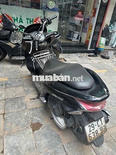 Honda PCX màu Đen