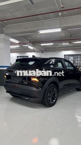 Xe điện VinFast VF 6 Plus 2026 Đen Nội Thất Nâu