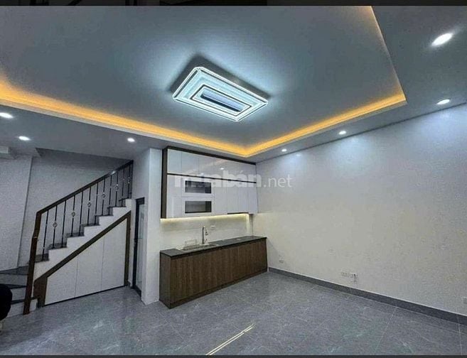 NHÀ MỚI MẶT NGÕ Ô TÔ ĐƯỜNG HỒ TÙNG MẬU- CẦU GIẤY – FULL NỘI THẤT, VỪA 