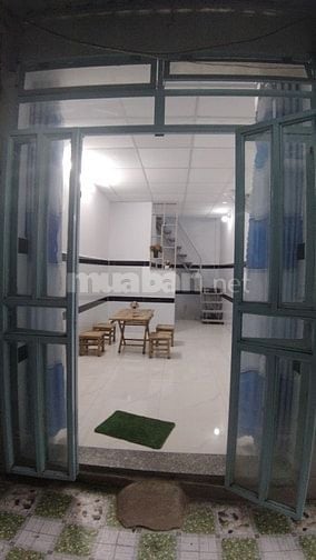 Nhà cần bán gấp.............. 