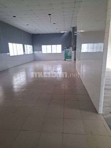 Bán xưởng Hóc Môn mặt tiền đường tan hiệp 44.dt 1000m xd trệt lầu 