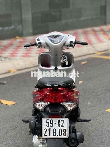 Honda Vision 2012 màu Đỏ den len ken moi 95 %