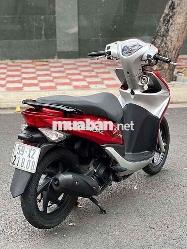 Honda Vision 2012 màu Đỏ den len ken moi 95 %