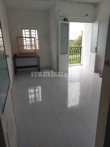 Bán nhà Long Hậu dtsd 140m, xây làm 2 căn, cạnh SG Village, T&T