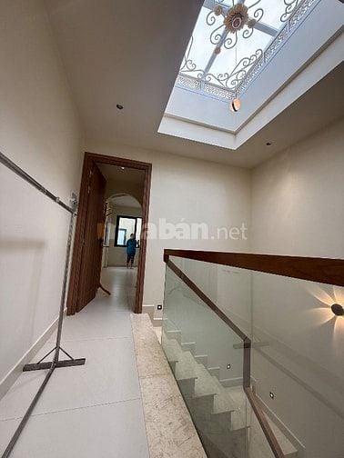 GIÁ 9T ĐIỆN BIÊN PHỦ QUẬN 10 - DT 60M2 SÁT MT, 5PN XEM LÀ THÍCH